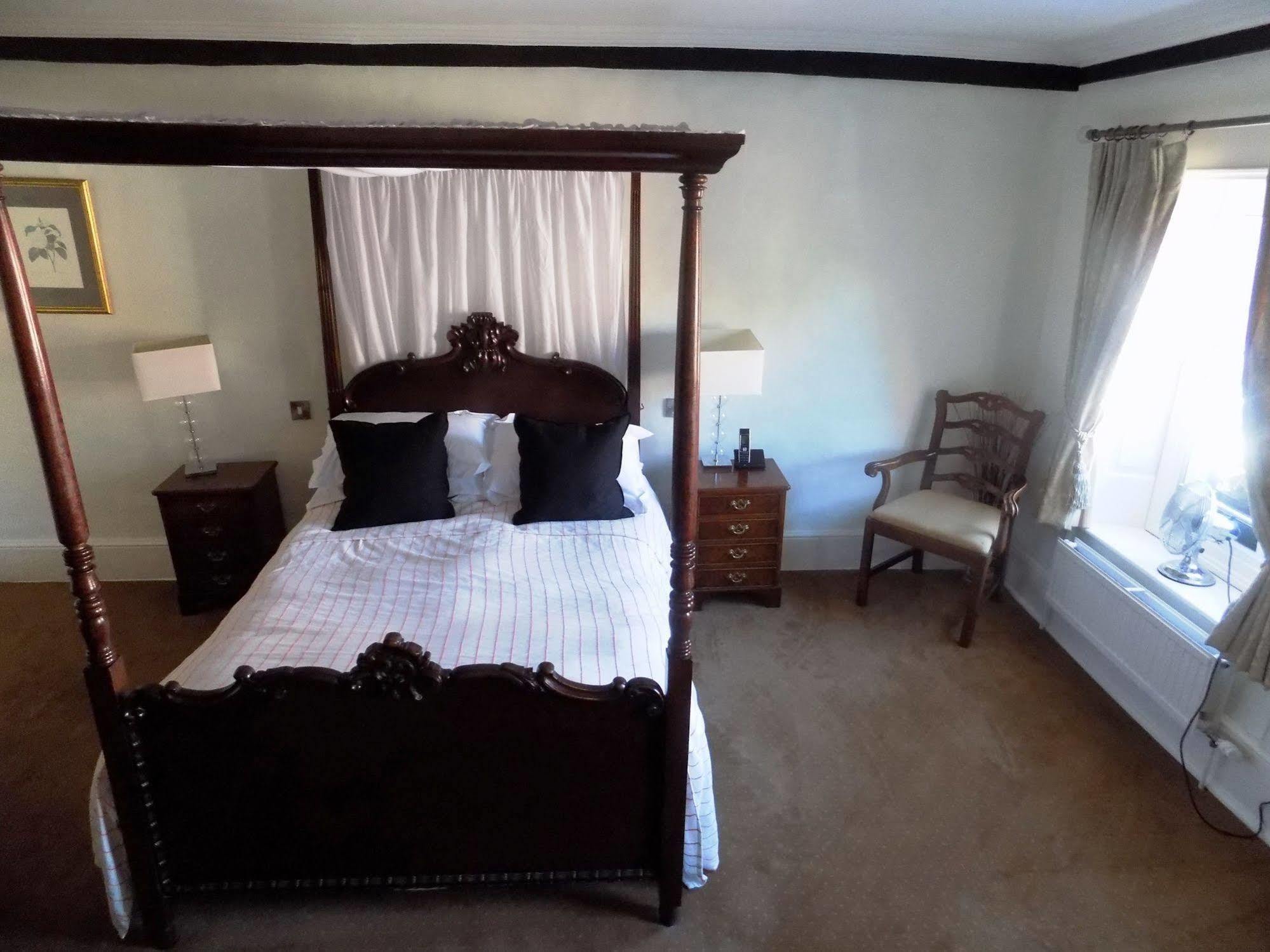 The Angel B&B Chichester Exterior photo